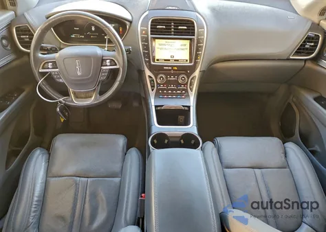 2019 Lincoln Nautilus Reserve z USA, uszkodzony, nr VIN 2LMPJ6L95KBL39301